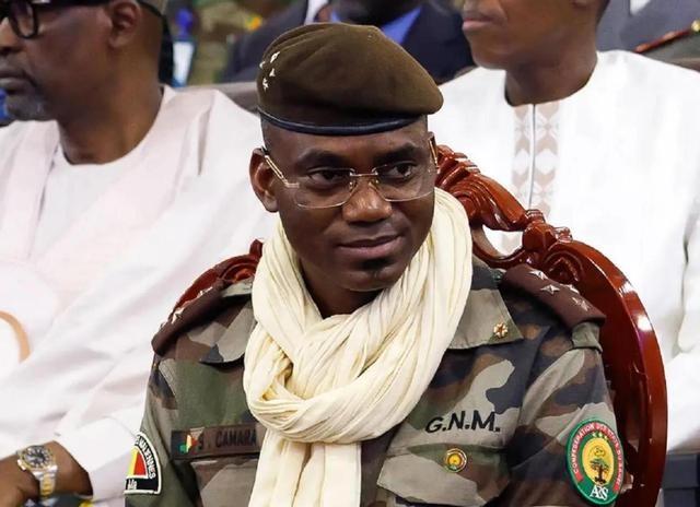 俄乌冲突的余波也延续到了非洲。例如地处西非的马里，近期突然又重燃战火，俄罗斯的雇