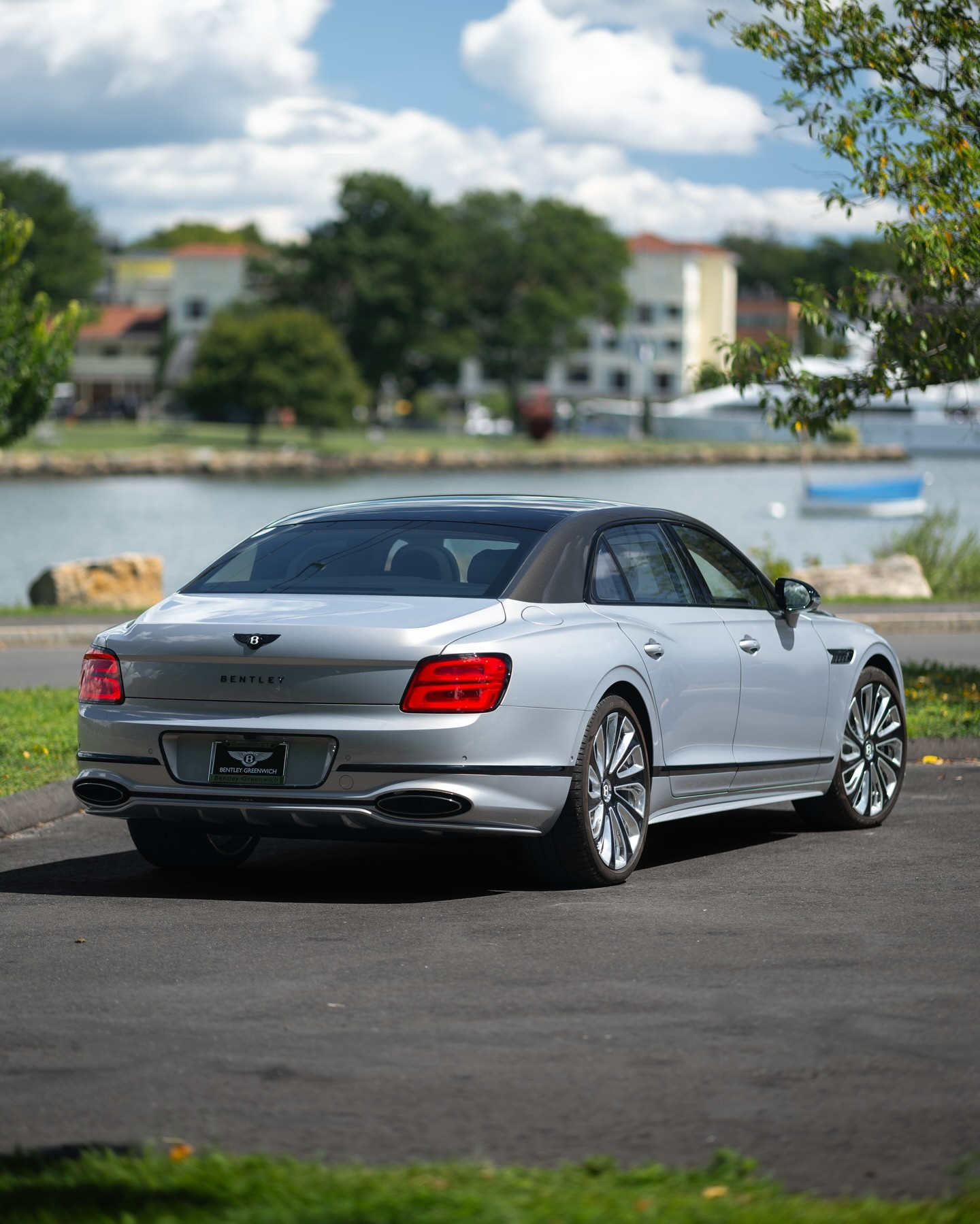 BentleyFlyingSpurMulliner宾利宾利飞驰这款中网感