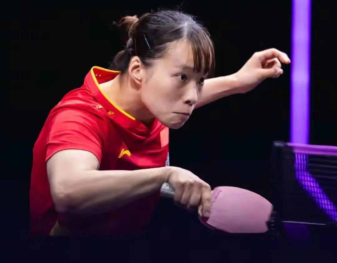 石洵瑶一喜一悲！石洵瑶在瑞典大滿贯表现不俗，击败强劲的对手蒯曼跻身八强。尤其是在