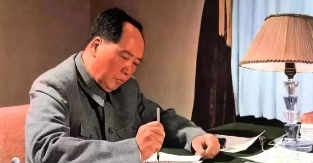 1976年毛主席逝世，联合国降半旗，美国、日本以及巴铁都有何反应？1976年9