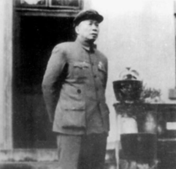 1971年，重病的浙江副省长冯白驹写了一封求救信，伟人读后，立即派人喊来