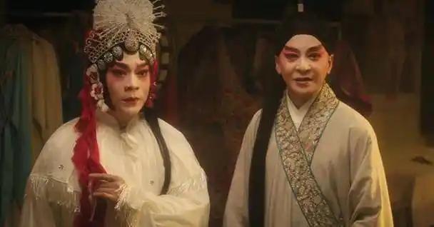 这部剧拍得太好了，强烈建议以后多拍这样的电视剧。《主角》里，以为花彩香和胡三