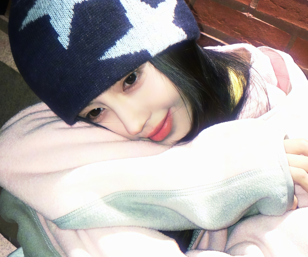 鞠婧祎和丝芭之间的事情还没完啊丝芭明显就是拖时间罢了，吃瓜群众都看不下去了拿着存