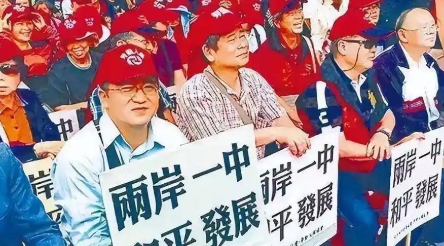 中美刚通完话，台当局就喊话大陆，为了保命，赖清德真是啥都敢说。9月19日，台湾罕