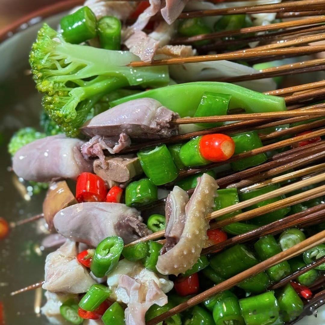 我新发布的内容被官方推荐啦！👍你也快来发布一条吧！带记录真实生活话题，更容易被