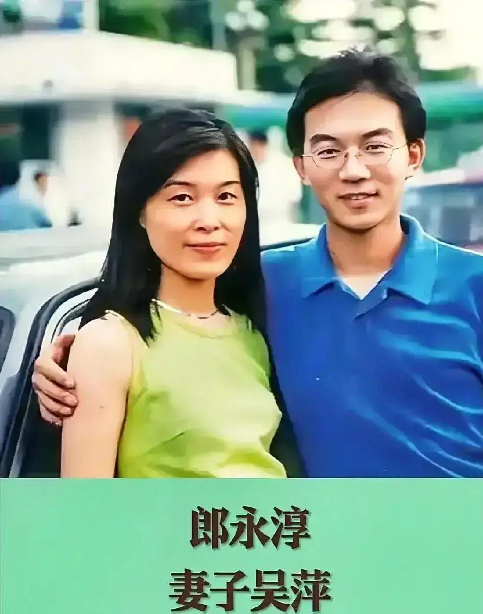 大家看看这些名人的配偶，真是一个比一个厉害。李咏的老婆哈文，可不只是央视导