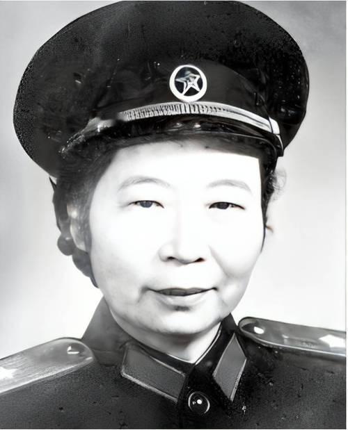 唯一女开国将军李贞，育有二十余子女，中央特批大军区级待遇你们敢信吗？这位传