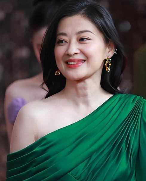 郭涛拍完《父母爱情》44集，片酬8万8，可当他听说梅婷拿了300万，当场就懵了，