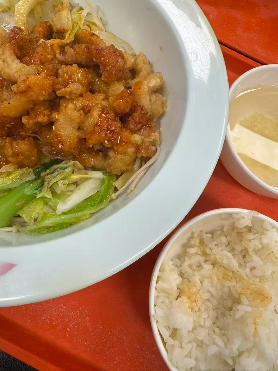 也是体验了一把大学食堂