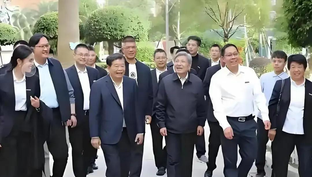 福耀科技大学录取分真高，在河南录取9人，最高分683分，全省排名857名，这个分