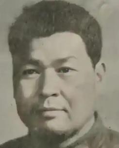 1972年，63军副军长余洪信，因奸污妇女，被连降三级，他气不过，竟在深夜持枪对