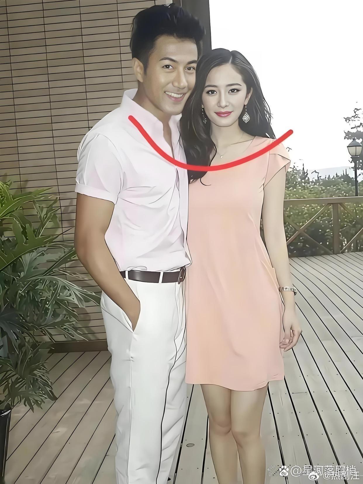 早期刘恺威和杨幂的照片，那时候杨幂是最漂亮的时期了吧​​​