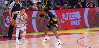 20分的考验再次光顾杜锋，不该对焦泊乔摇头，现在后悔轮休王少杰了吧？焦泊乔传