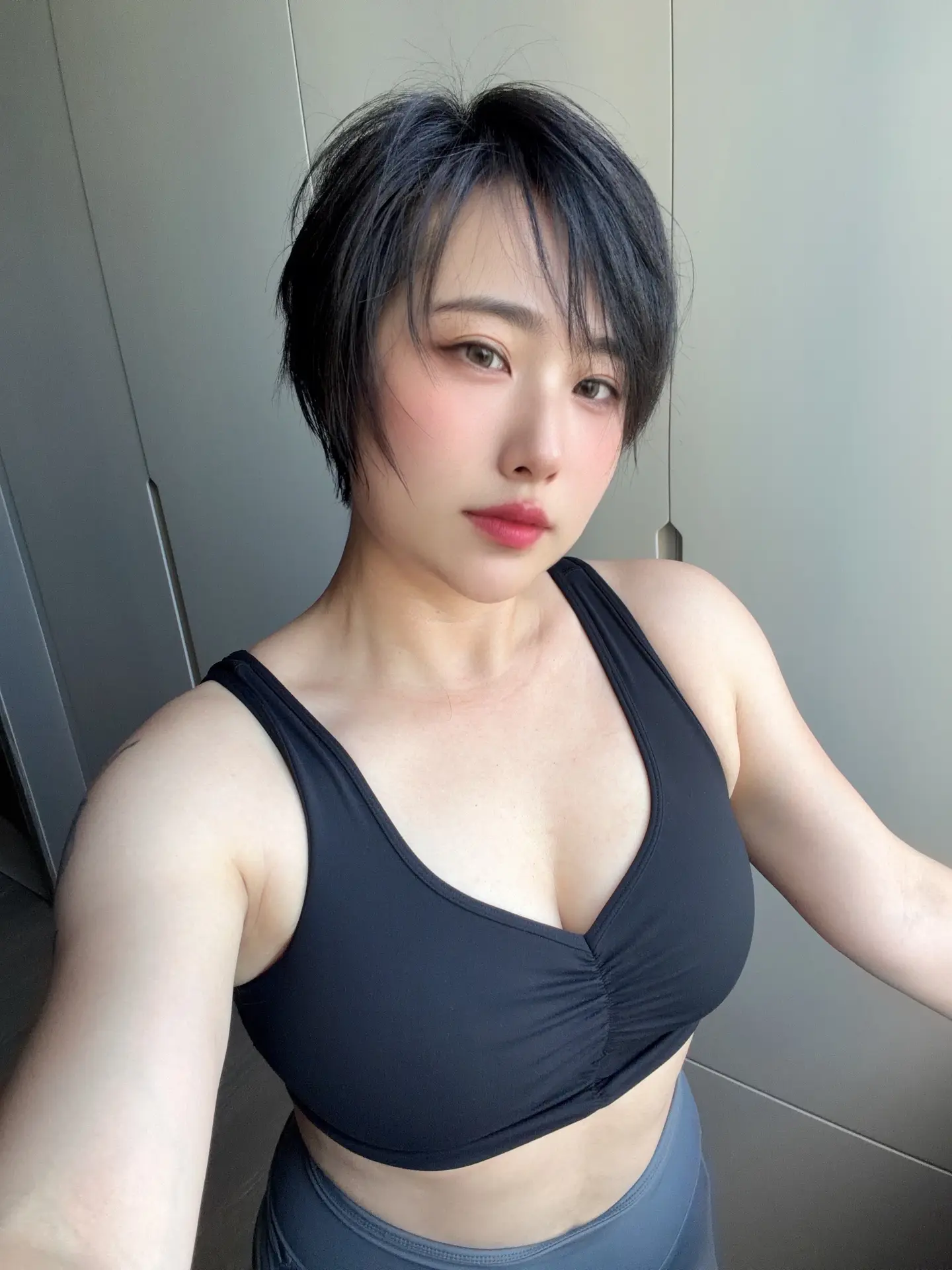 短发