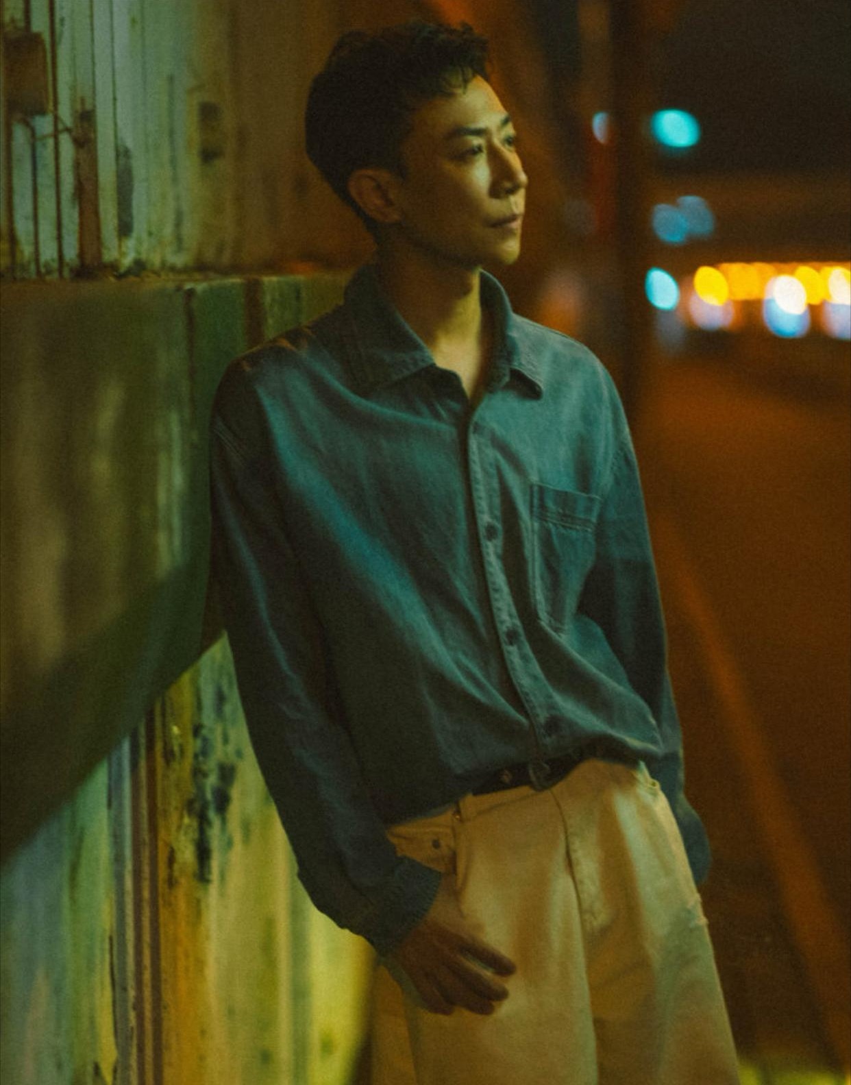 婚后的张维伊看着顺眼多了，换个发型整个人都变了，清爽不油腻，还年轻不少，关键还很