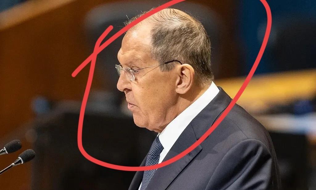 美国吓傻了，而俄罗斯太心虚了！没想到吧，美国突然派出大量F35隐身五代机，他们