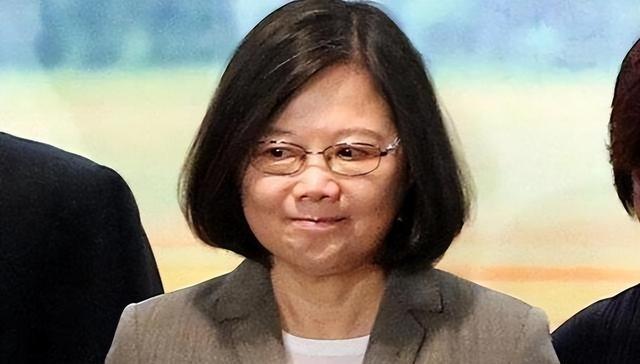 说实话，统一台湾最大的绊脚石，真不是老美在背后搞鬼，也不是那些喊“台独”的跳