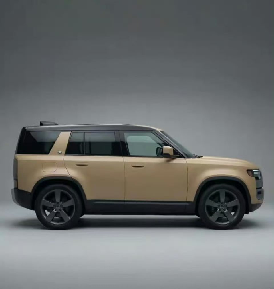 刚才一激动，忘记放图了重来！路虎和奇瑞合作的新品牌FREELANDER第一台车曝