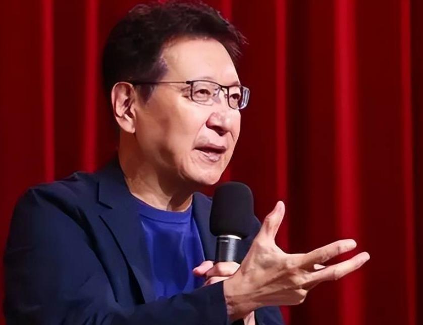赵少康是真傻还是假傻？赵少康的算盘落空了。他公开为郝龙斌站台，把两人
