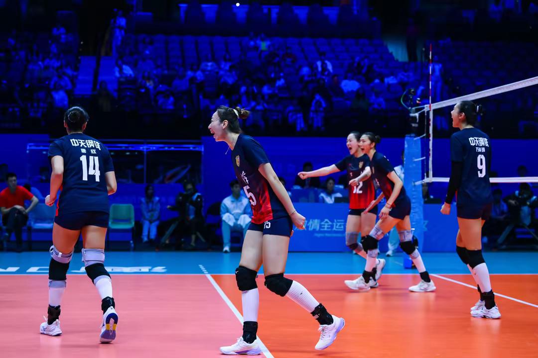 江苏女排3:0轻松战胜辽宁女排挺进全运会四强。结果证明一件事，江苏女子三大球让