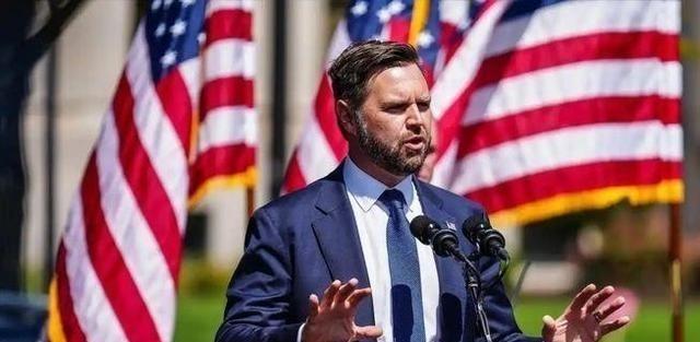 美国政治有个挺有意思的设定：总统要是突然没了，副总统直接接班，连选举都不用。但怪