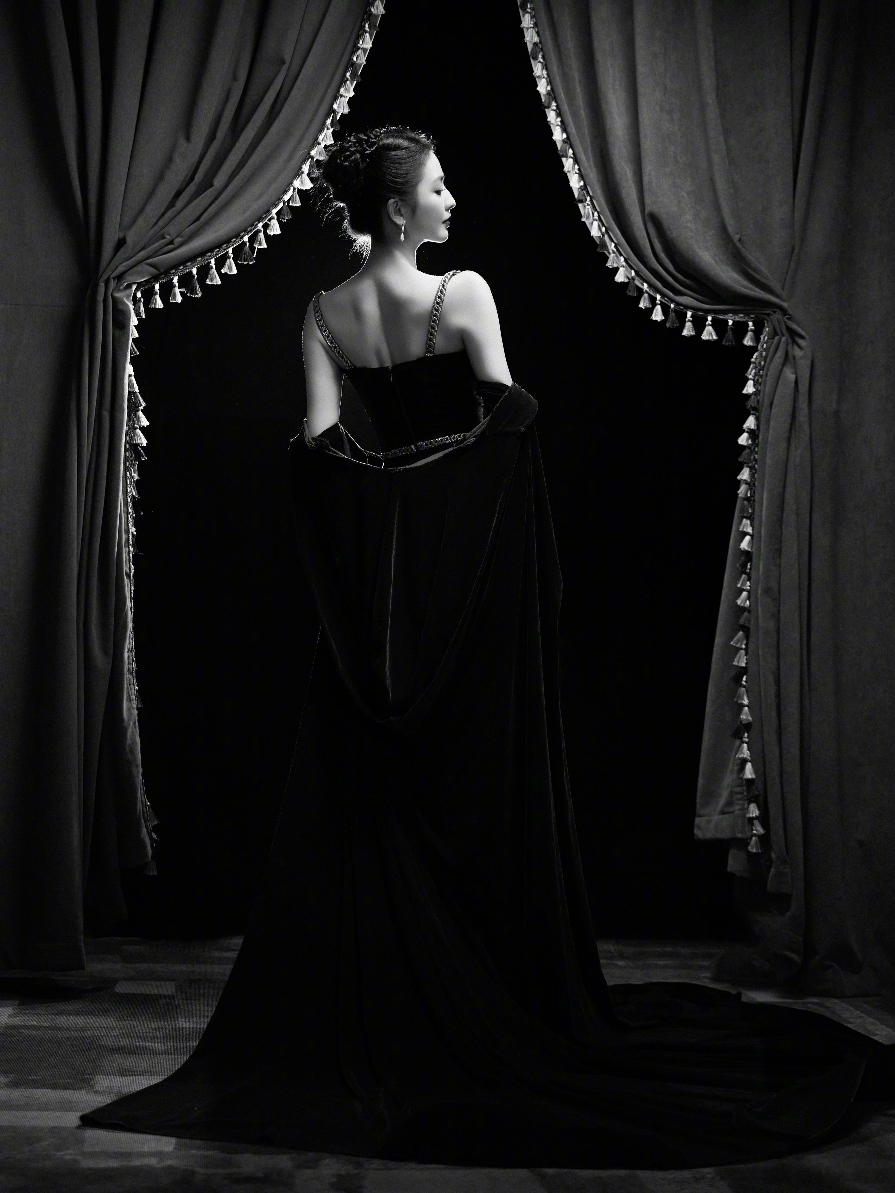 你好佟丽娅晚安