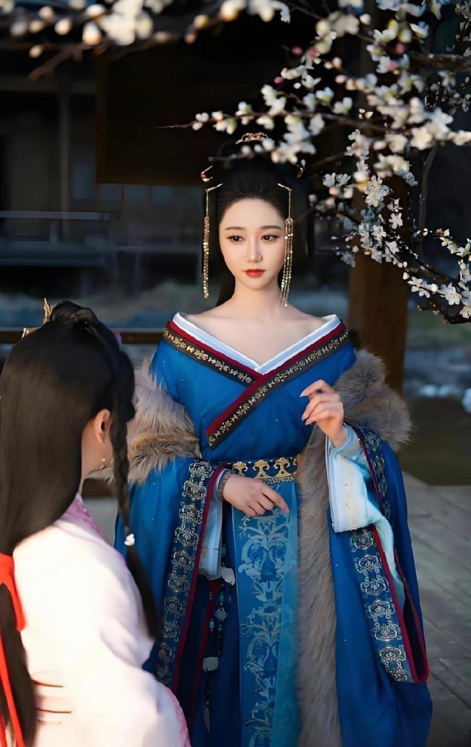 短剧的崛起不是没有道理，这妆造都赶得上长剧了……