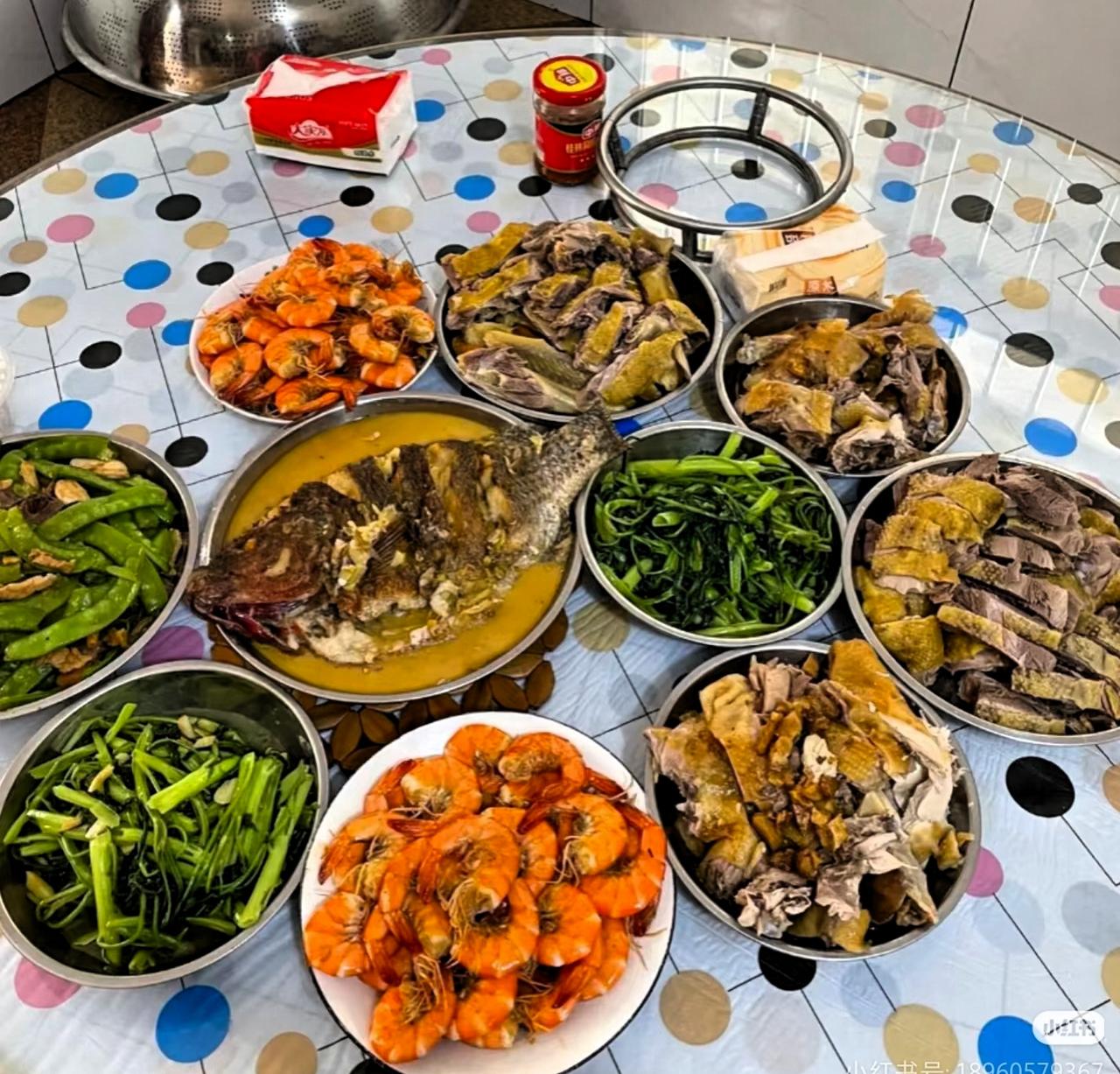 心里太难受了！前天回娘家吃饭，我跟哥嫂说，欠我的10万块该还了，都5年了。