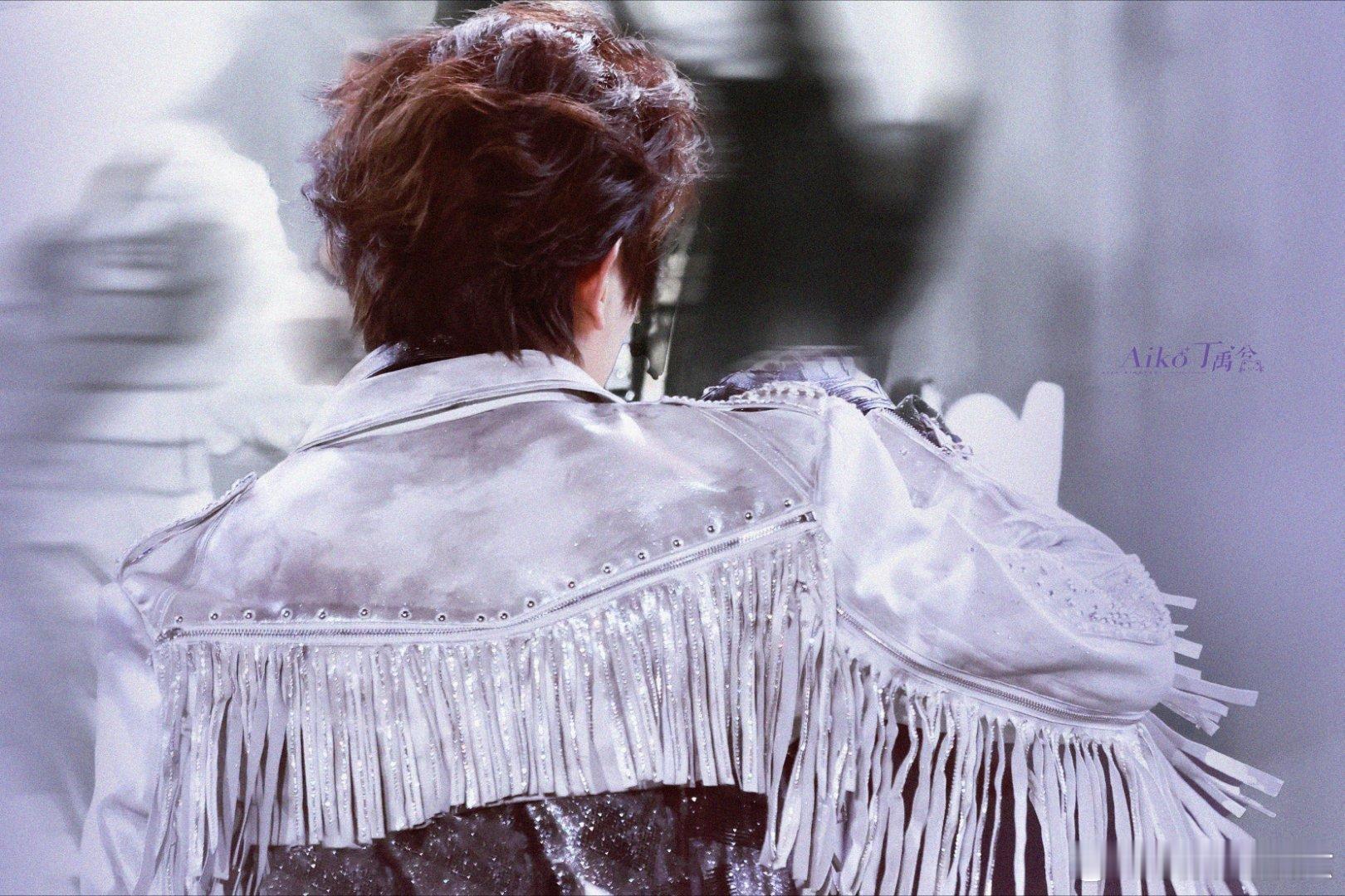 丁禹兮张海虾丁禹兮丁禹兮南部档案你的每一次亮相，都像是从漫画中走出来的人物，