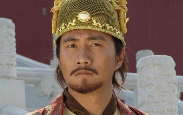 1374年，39岁才子高启被朱元璋判处腰斩，朱元璋亲自监斩。刑场上，高启歇斯底里