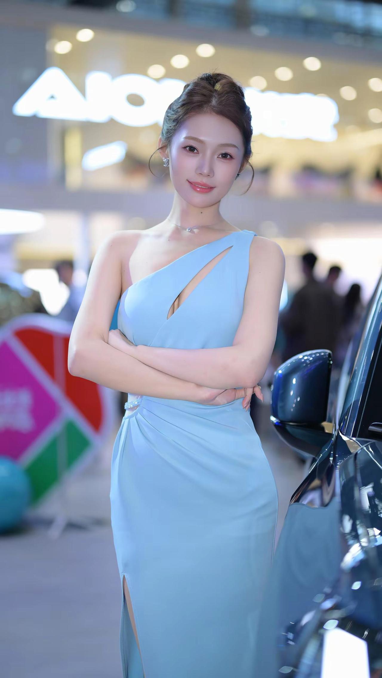车模小姐姐。车模美女车模广州车展车展现场威摄影@小鱼Sweet🧸