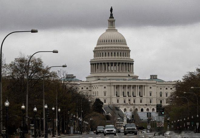 41天停摆终破冰？​当地时间11月10日，美国参议院以60:40