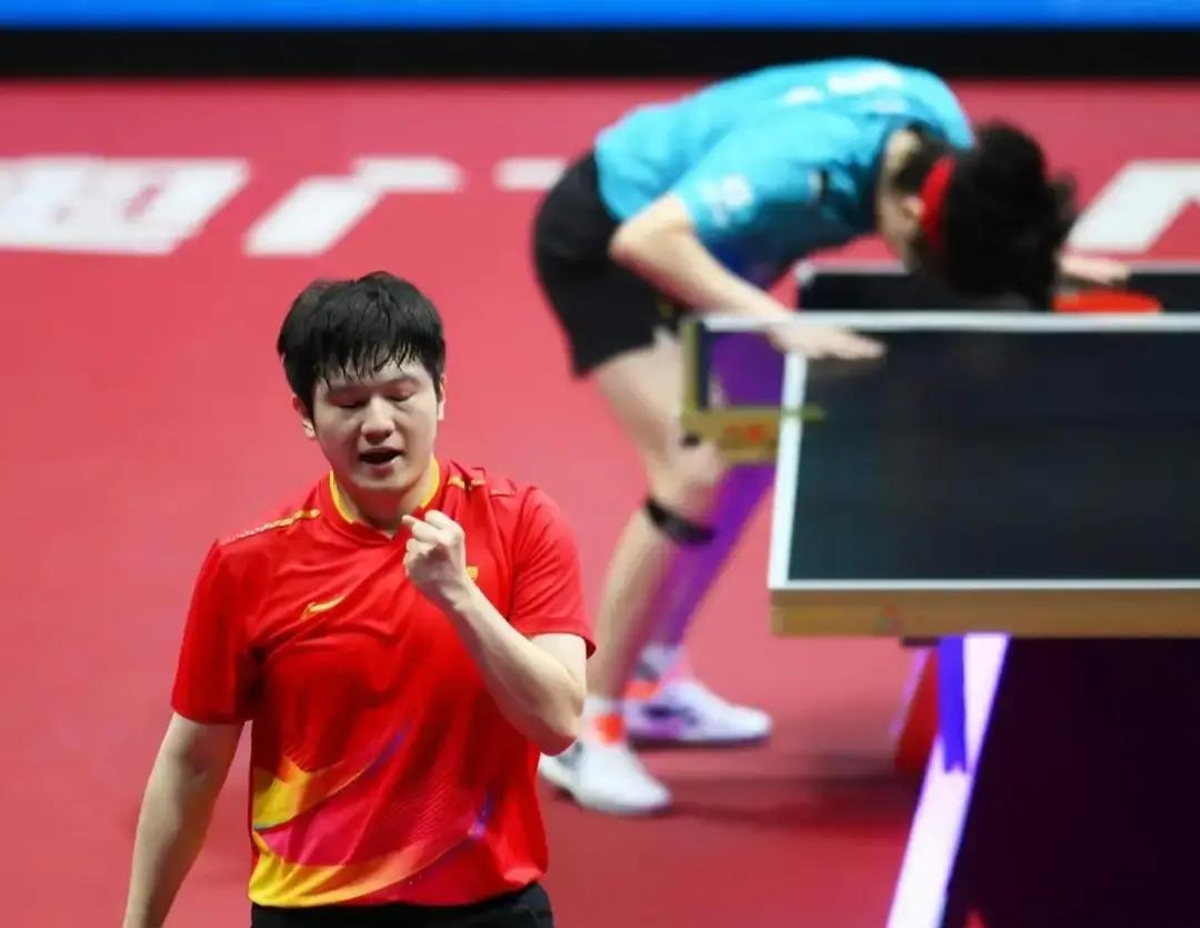 国际乒联把明年世界杯门票发得干脆：48席，世乒赛单打冠军、世青赛单打冠军直接拎包