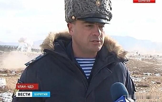 昨天，赫尔松地区临时俄罗斯占领区的科斯托格雷佐韦村附近，俄罗斯第98空降师司令鲁