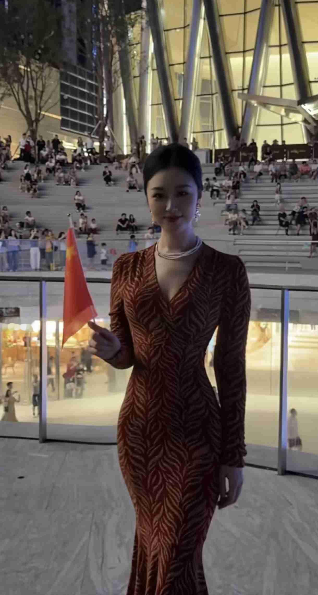 我的今日状态：💰期待暴富我这里的天气：🍂微风