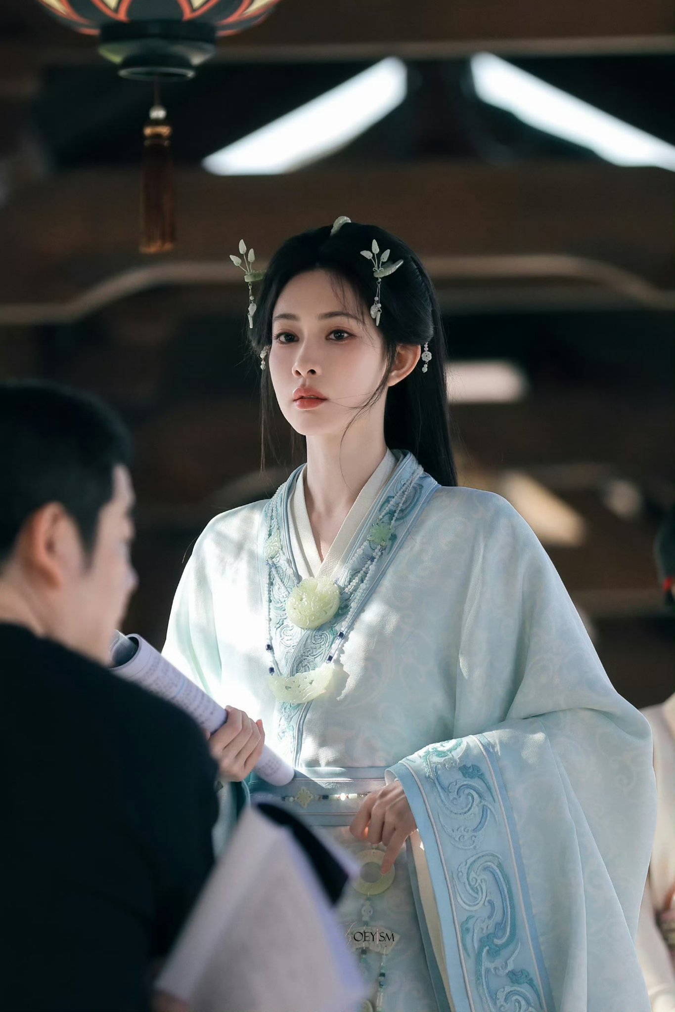 孟子义《将门独后》的路透来了。她的路透就是如果不告诉我具体是哪个剧，我基本分不出