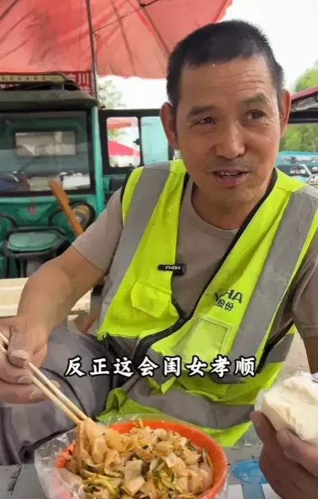 “我就想拼个儿子，儿子能传宗接代。”山东工地大叔如是说。愚蠢既是罪恶。一个人若