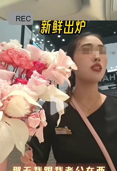 西贝故事会更新了！这次的故事女主说话脸不红，真能憋住心里笑，太逗了！一位女顾客