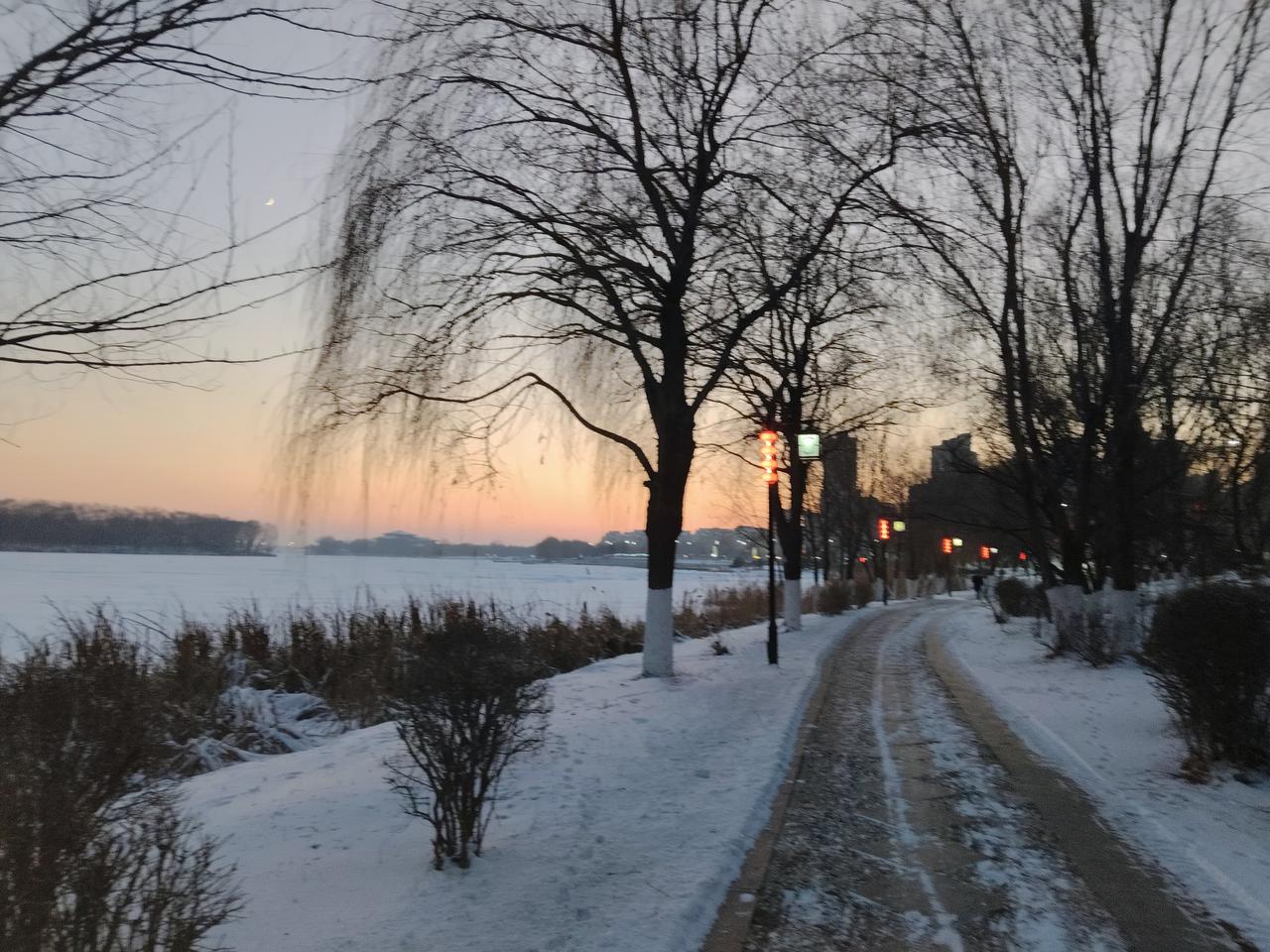 咱就说说这家长懂不懂好歹？班级一个学生，因为请了病假十多天没有上学，他的各