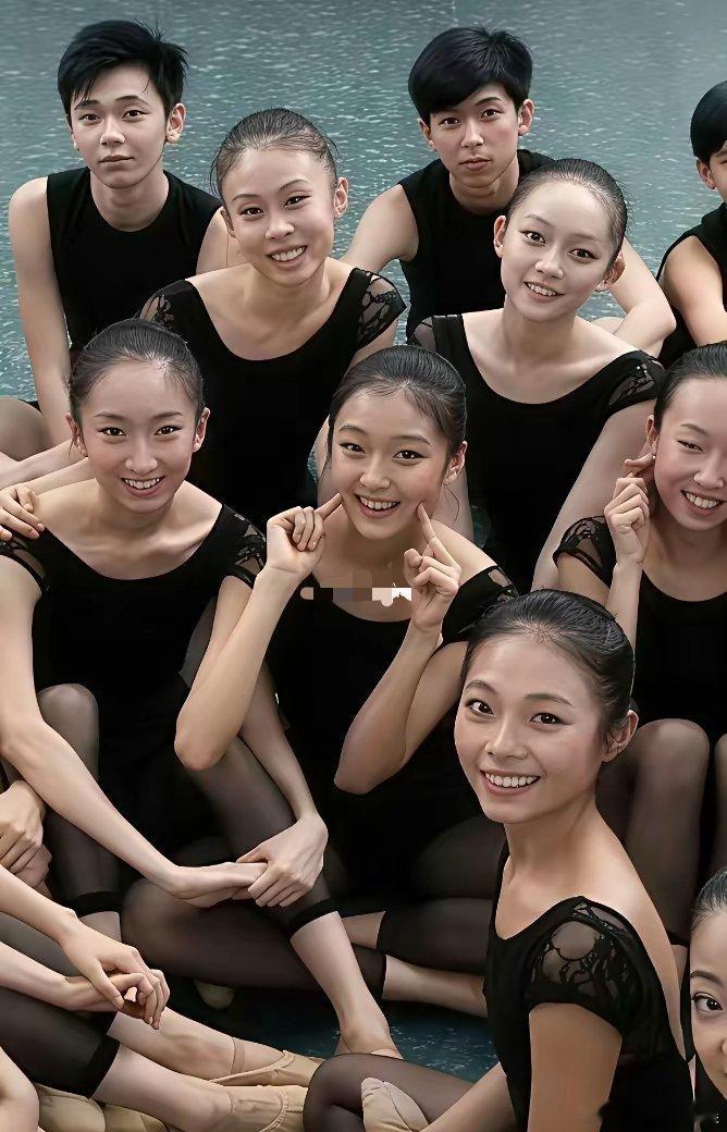这么人在一起，一眼就被孙千吸引了​​​