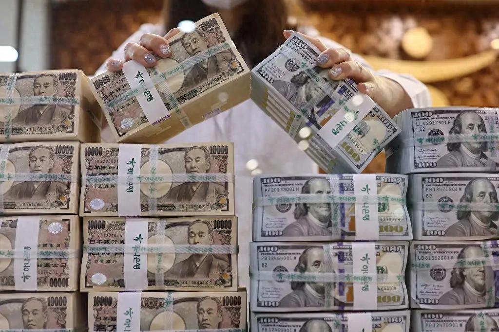 谁料想，2026年9月，一场看似再正常不过的美联储加息，竟然成了今年全球金融市场
