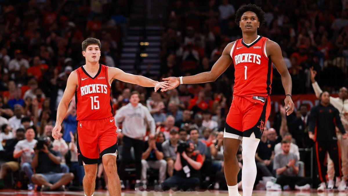 奥斯汀-里弗斯谈火箭的争冠前景：“我觉得火箭的三分投篮还不够好，这是我的顾虑。他