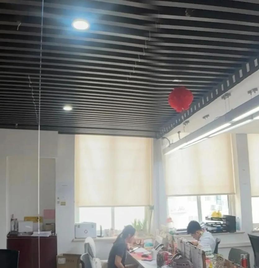 hr总监要求所有入职员工都要进行背调，哪怕是车间五六千块钱工资的普工，招聘hr小