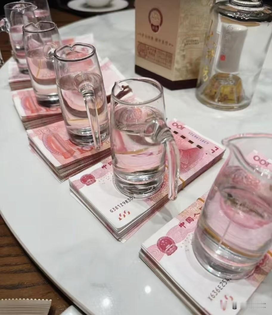 说中国老板是资本家，简直是对资本家的侮辱。真正的资本家买的是你的价值：只要你能