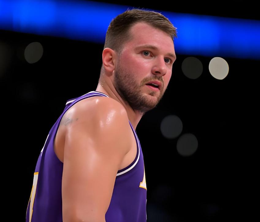 东契奇伤势结果出来了，常规赛报销，湖人努力了一个赛季，全完了！刚才Shams和