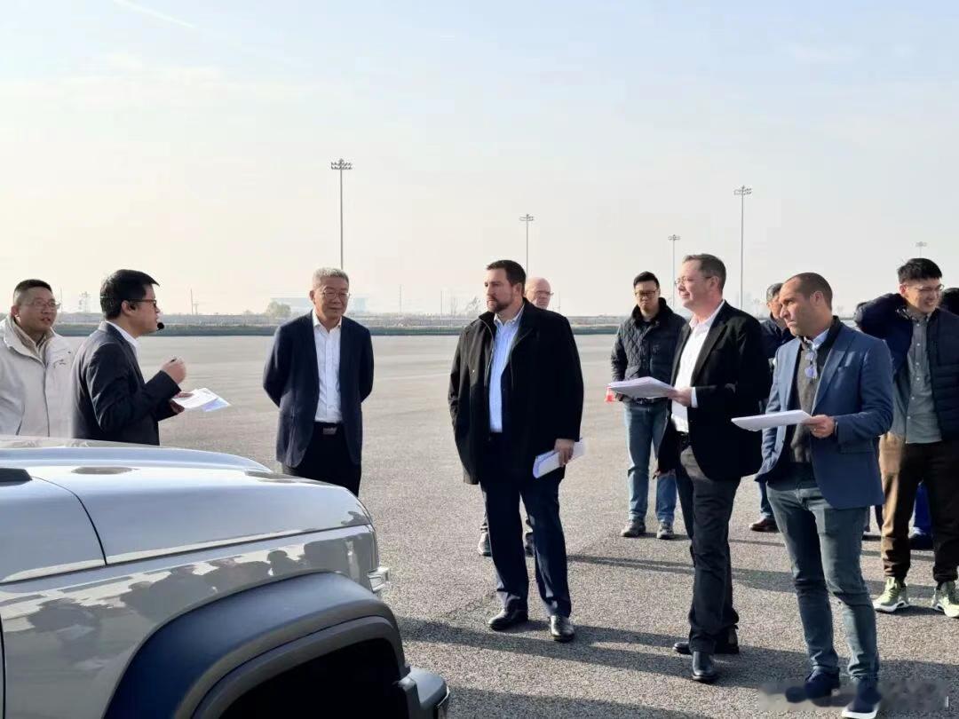 Jeep全球产品负责人马修·奈奎斯特（MattNYQUIST）、全球销售和战