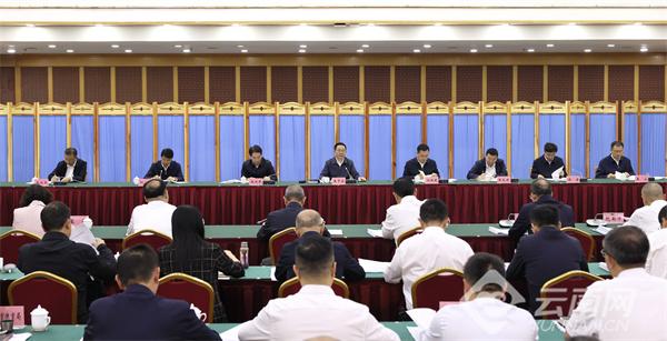 王予波在昆明现场会上强调: 干在实处 走在前列 奋力推动高质量发展