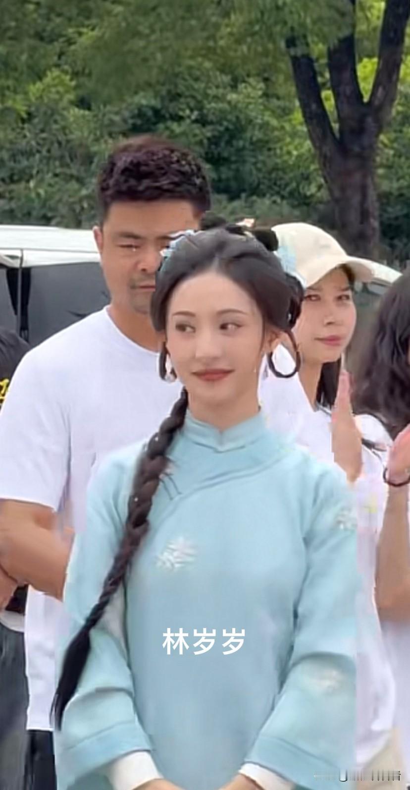 还珠格格短剧开拍了，敢挑战经典作品也是够勇气，新还珠的里面的人物保留了，紫薇，尔