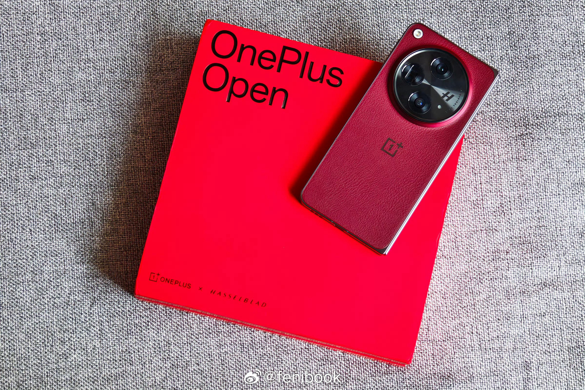 冷知识：目前已量产的大折叠屏手机，内屏清晰度最高的是一加Open，钻排426PP