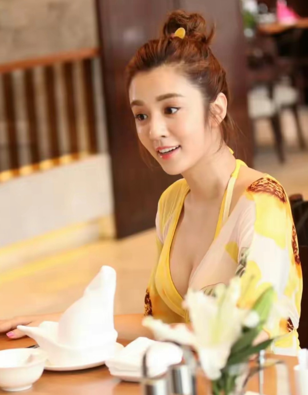 王晓晨在《欢乐颂4》中的表现可圈可点，她把职场女性的坚韧与柔软诠释得恰到好处。最